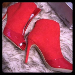 Red GUESS Multifabric patent bootie! NEVER WORN!